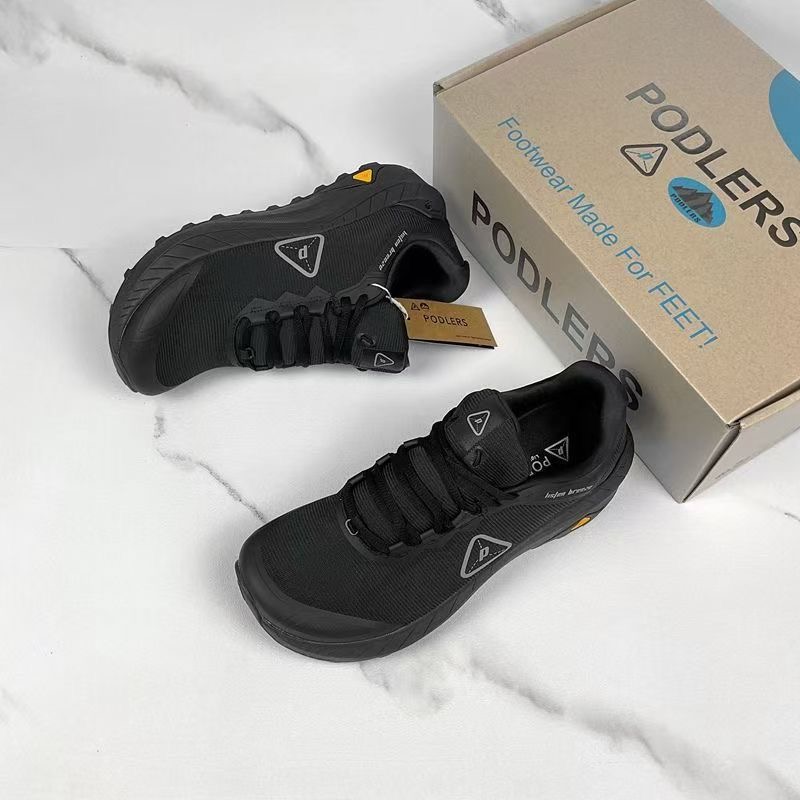 Luxury Brand Walking Shoes for - Luxury Lifestyle For Women 评论和价格